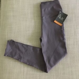 NUX Midrise Moderate compression Crop  Leggings NWT